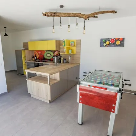 Histra Villa *